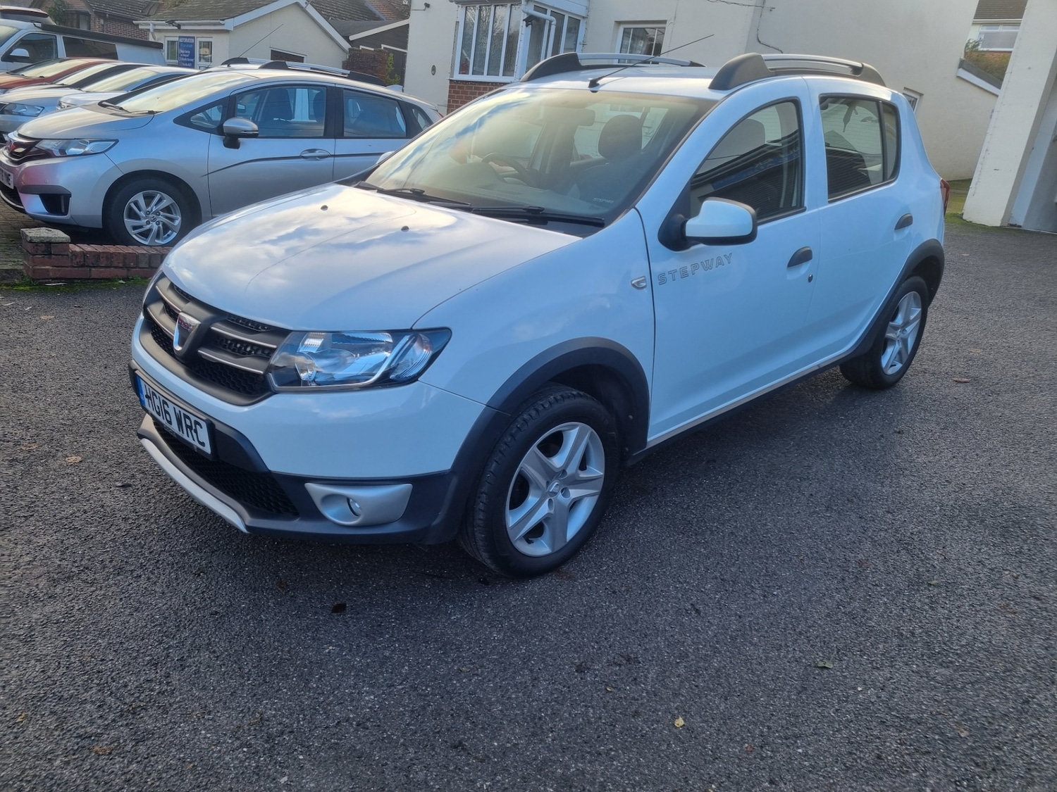 Used Dacia Sandero Stepway 2016 for sale - 76896828: Photo 3