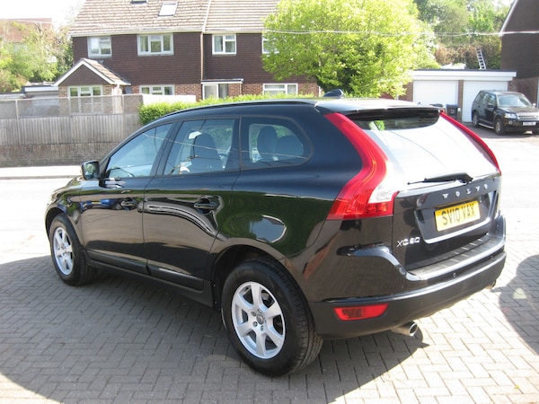 Used Volvo XC60 2010 for sale - 74559216: Photo 5