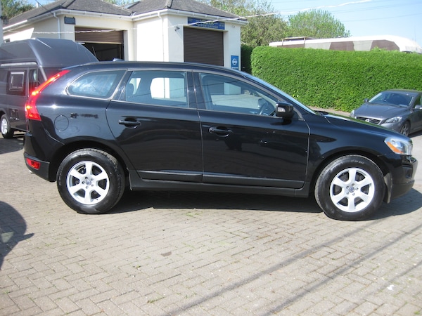 Used Volvo XC60 2010 for sale - 74559216: Photo 8