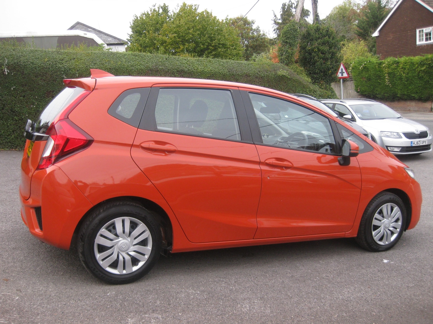 Used Honda Jazz 2015 for sale - 76107452: Photo 8