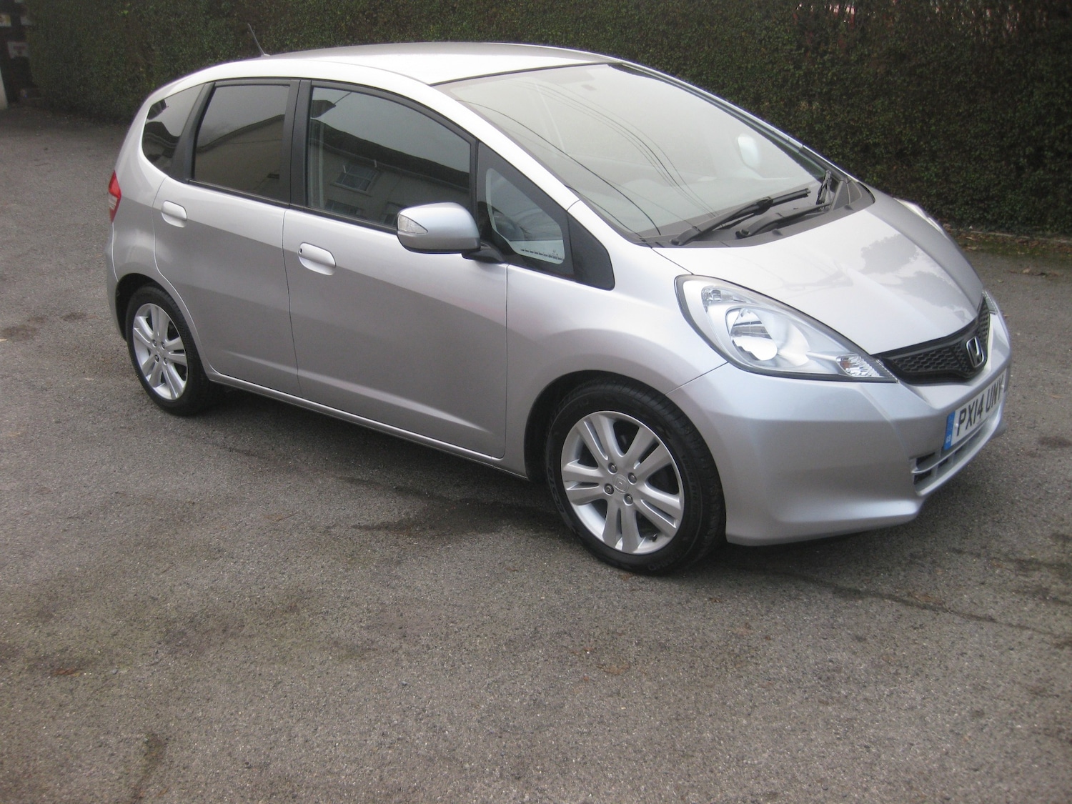 Used Honda Jazz 2014 for sale - 77118684: Photo 2