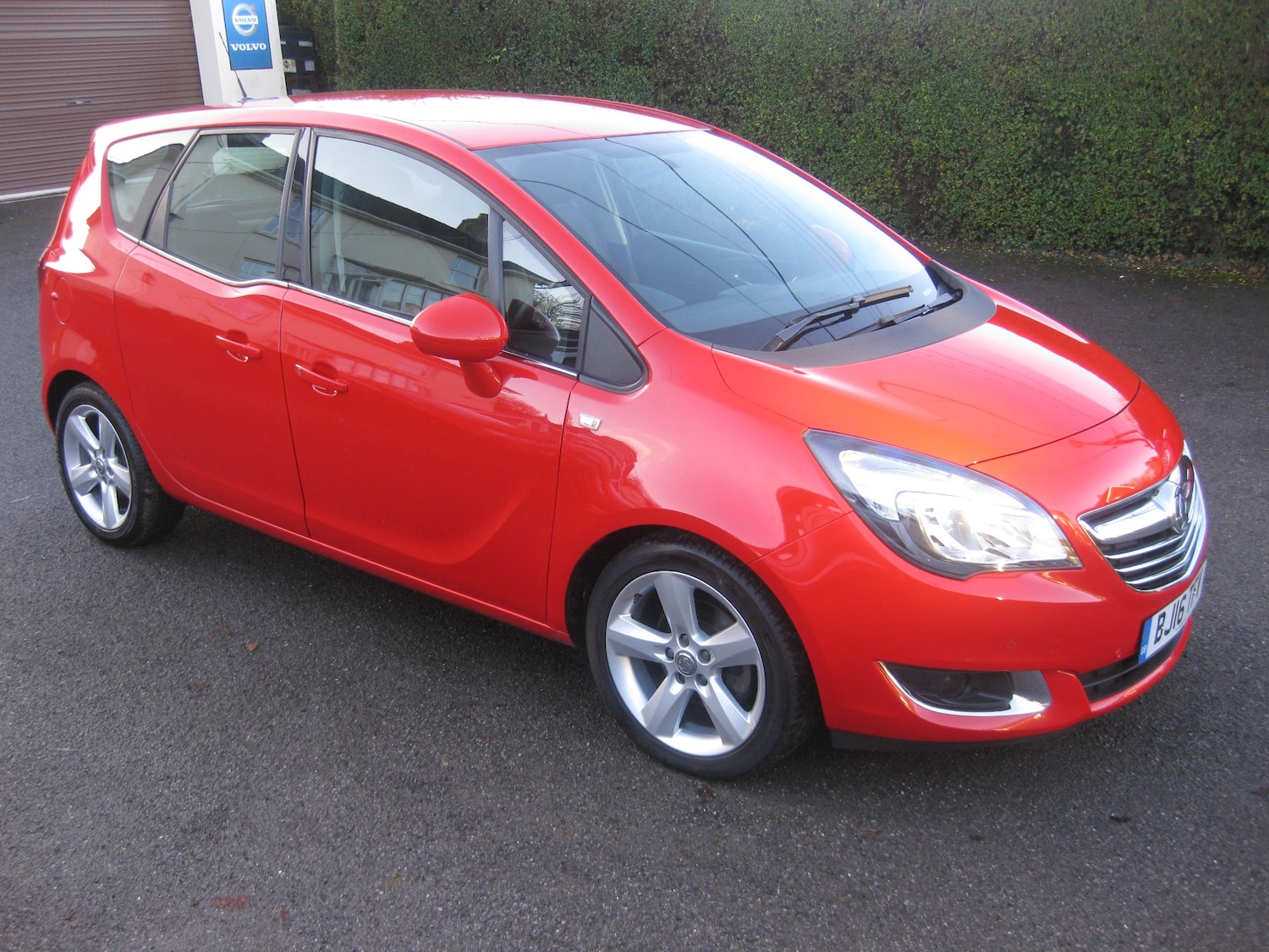 Used Vauxhall Meriva 2016 for sale - 77118680: Photo 2