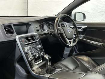 Used Volvo V60 2016 for sale - 74841341: Photo