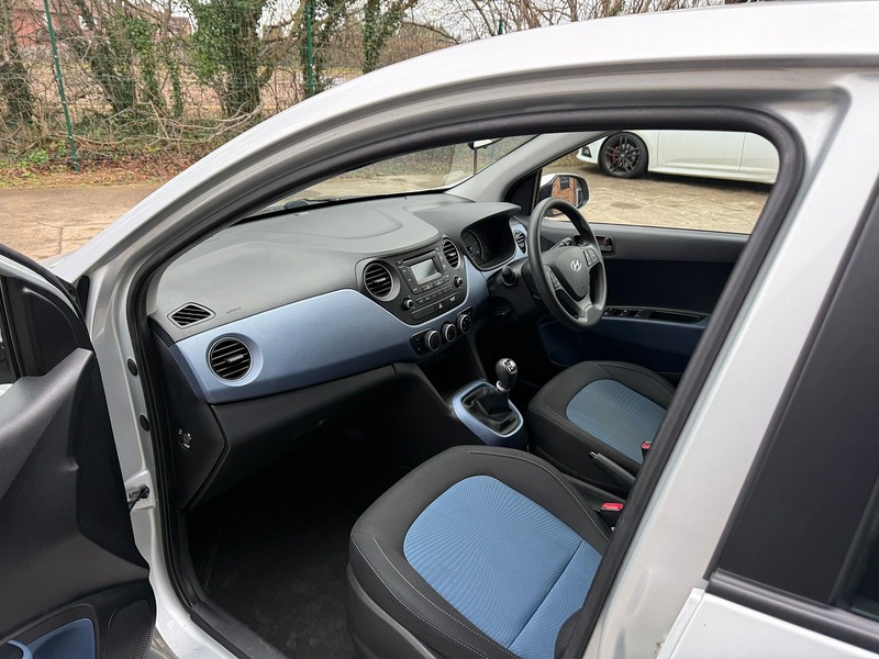 Used Hyundai i10 2014 for sale - 76946780: Photo 12