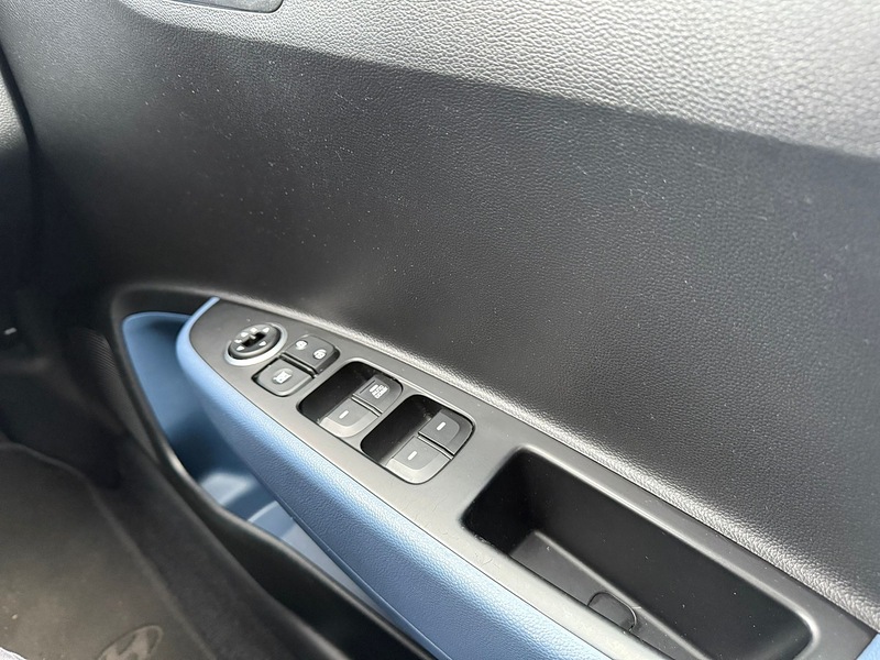 Used Hyundai i10 2014 for sale - 76946780: Photo 25