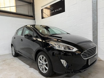 Used Ford Fiesta 2017 for sale - 75936631: Photo