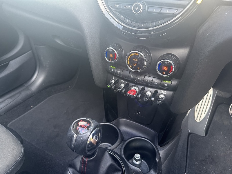 Used MINI Convertible 2019 for sale - 76232367: Photo 20