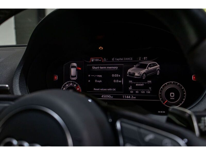 Used Audi RS3 2018 for sale - 75823675: Photo 29