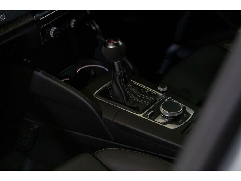 Used Audi RS3 2018 for sale - 75823675: Photo 8