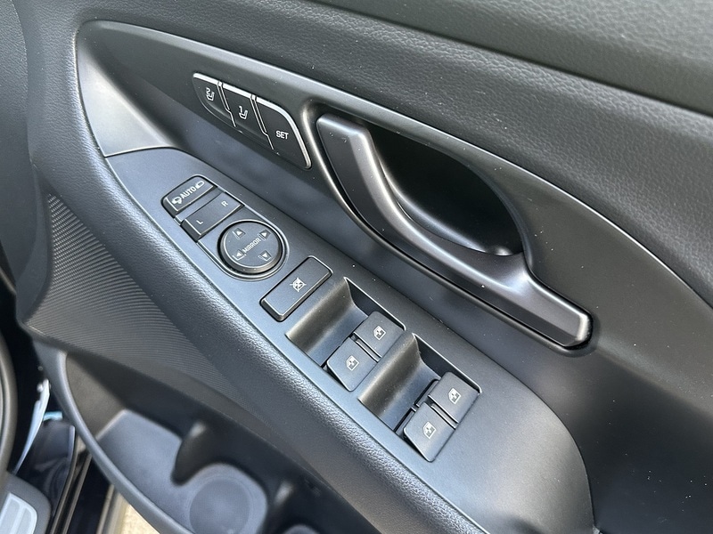 Used Hyundai i30 2019 for sale - 76232361: Photo 8