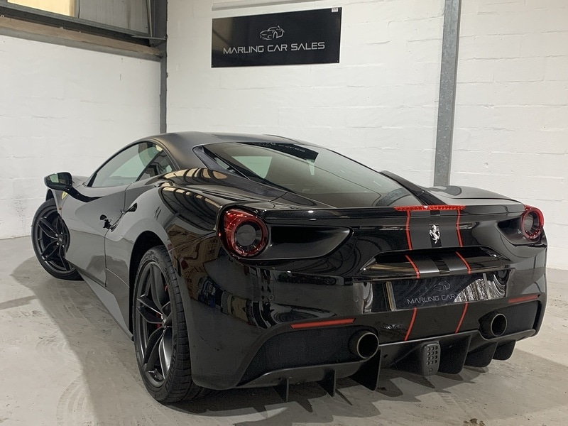 Used Ferrari 488 2016 for sale - 76256847: Photo 2