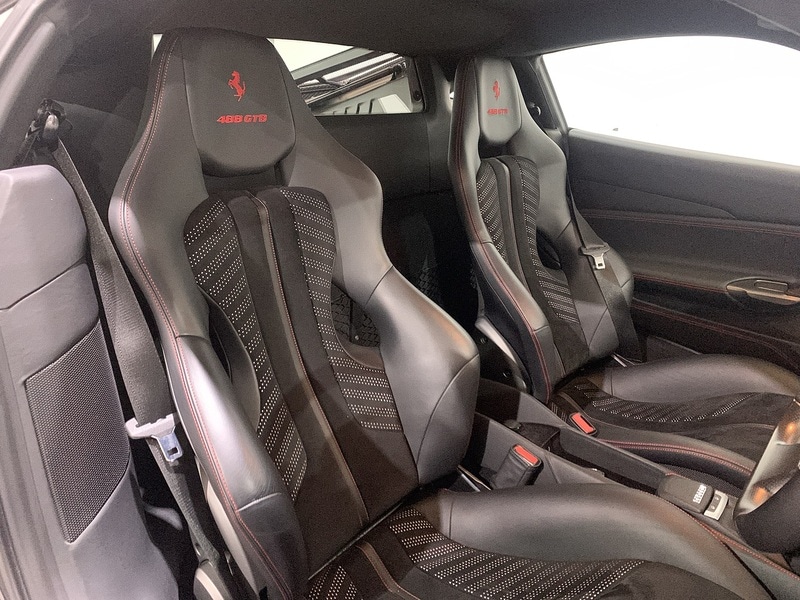 Used Ferrari 488 2016 for sale - 76256847: Photo 29