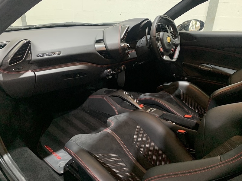 Used Ferrari 488 2016 for sale - 76256847: Photo 3