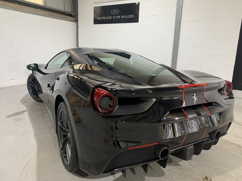 Used Ferrari 488 2016 for sale - 76256847: Photo 8