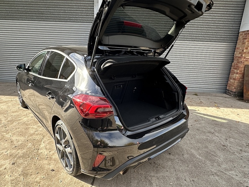 Used Ford Focus 2023 for sale - 76236292: Photo 10