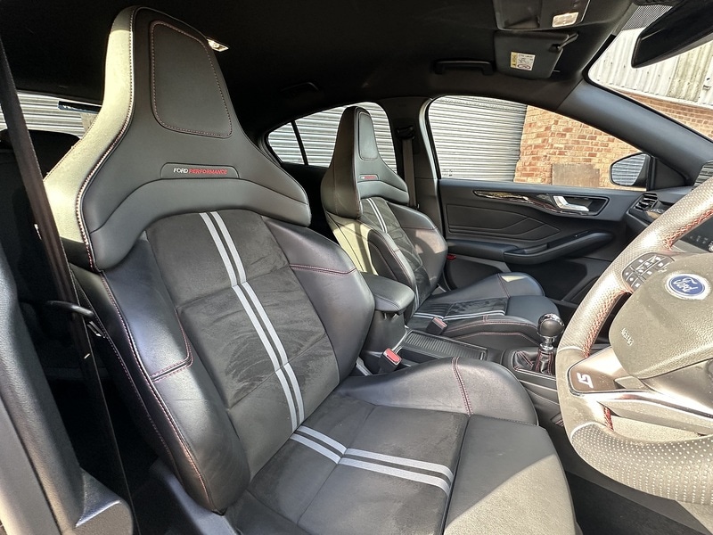 Used Ford Focus 2023 for sale - 76236292: Photo 12