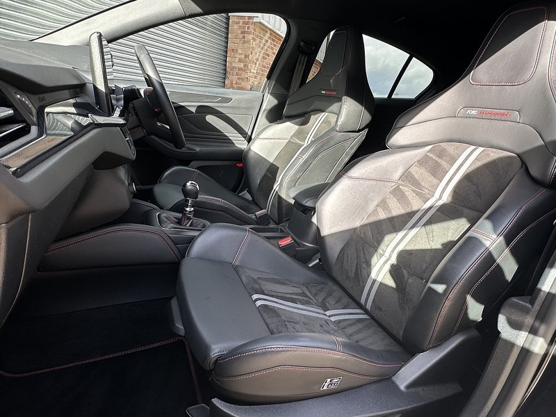 Used Ford Focus 2023 for sale - 76236292: Photo 8