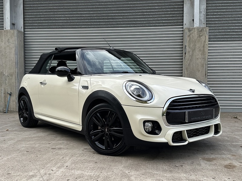 Used MINI Convertible 2019 for sale - 76197289: Photo 23