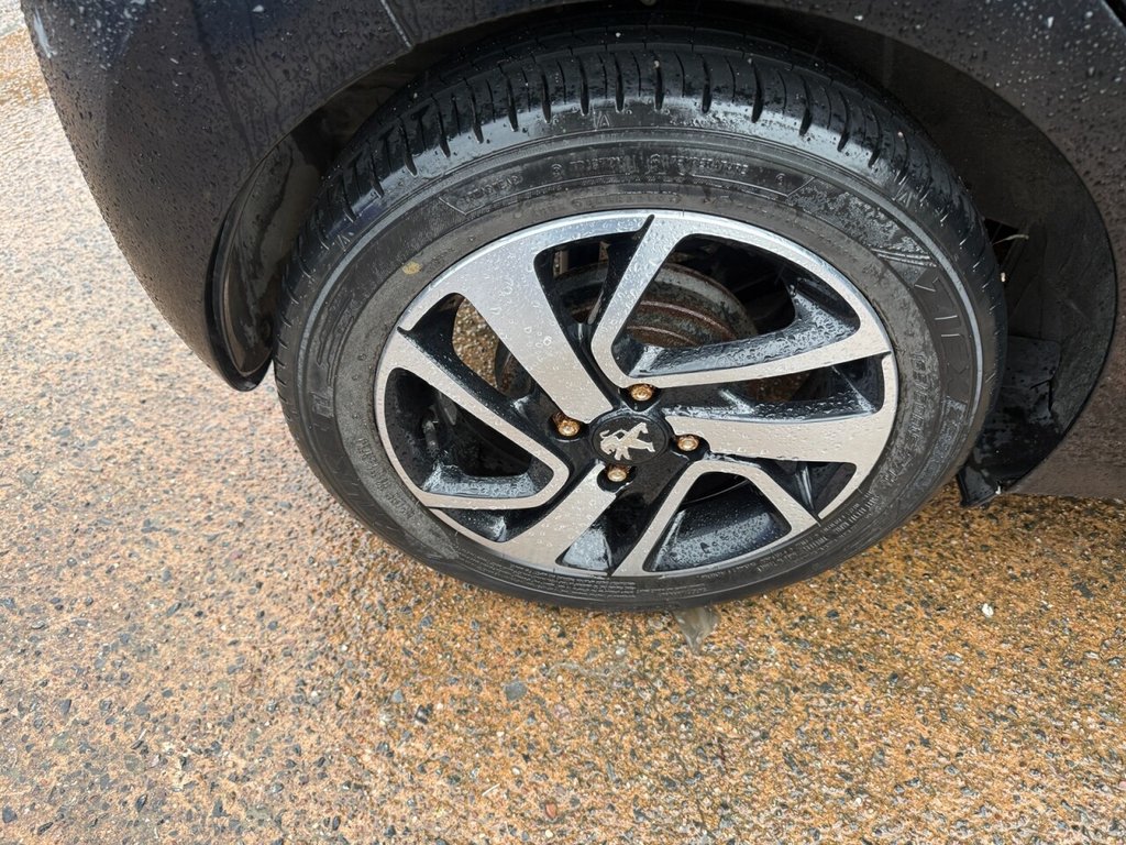 Used Peugeot 108 2014 for sale - 76856346: Photo 12