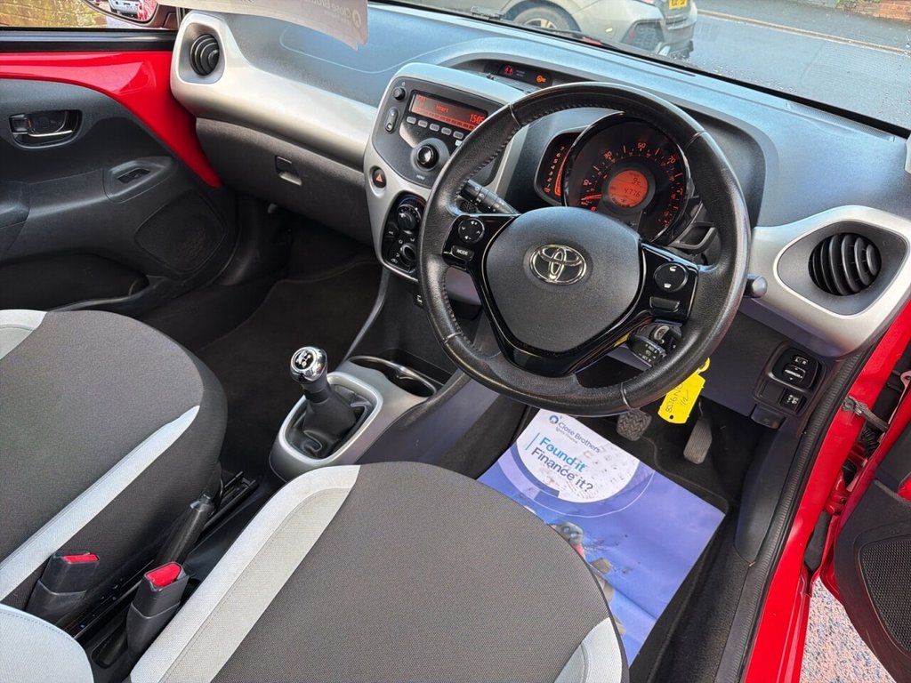 Used Toyota AYGO 2016 for sale - 77250374: Photo 2