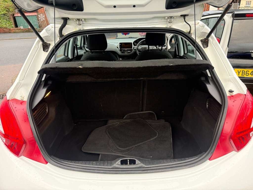 Used Peugeot 208 2012 for sale - 77014191: Photo 15