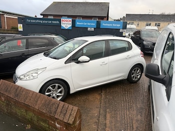 Used Peugeot 208 2012 for sale - 77014191: Photo