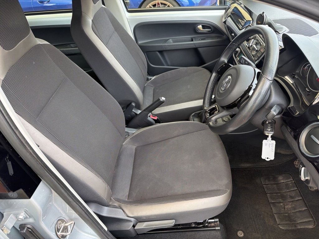 Used Volkswagen up! 2014 for sale - 78036339: Photo 9