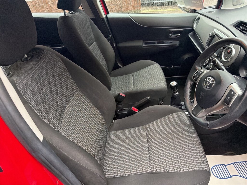 Used Toyota Yaris 2013 for sale - 77313399: Photo 9