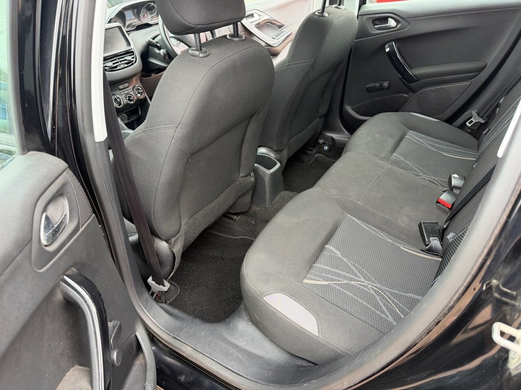 Used Peugeot 208 2013 for sale - 77666652: Photo 14