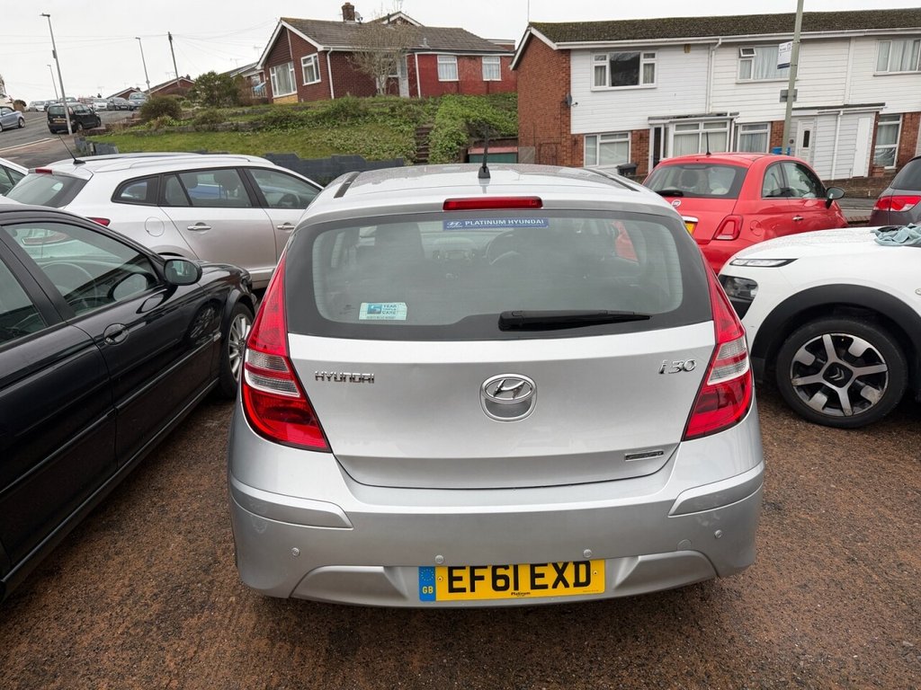 Used Hyundai i30 2011 for sale - 77534572: Photo 6