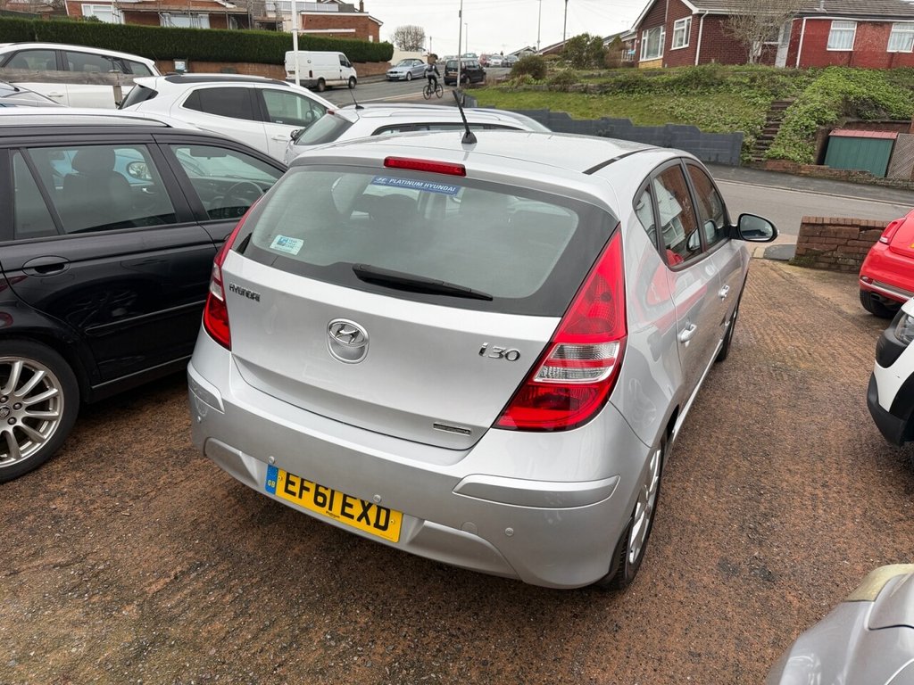 Used Hyundai i30 2011 for sale - 77534572: Photo 7
