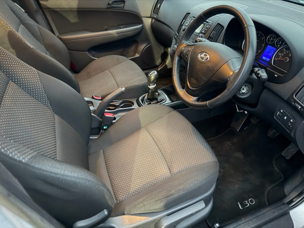 Used Hyundai i30 2011 for sale - 77534572: Photo 9