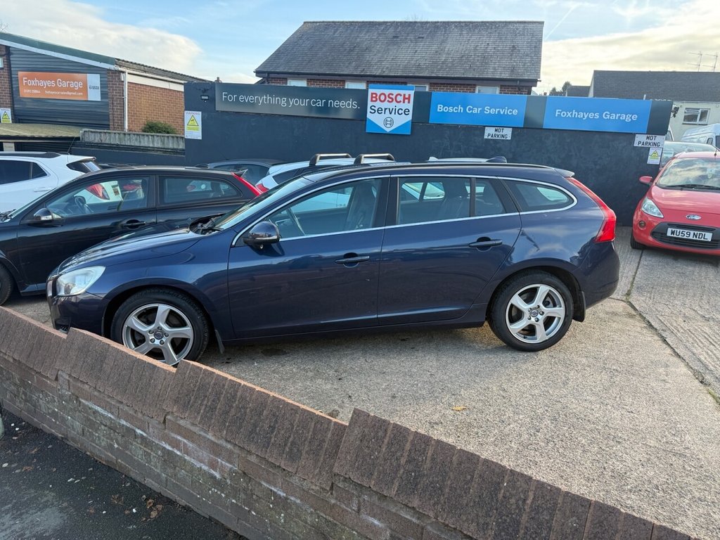 Used Volvo V60 2012 for sale - 76386526: Photo 4