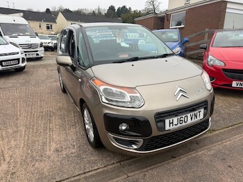 Used Citroen C3 Picasso 2010 for sale - 77792196: Photo