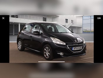 Peugeot - 208