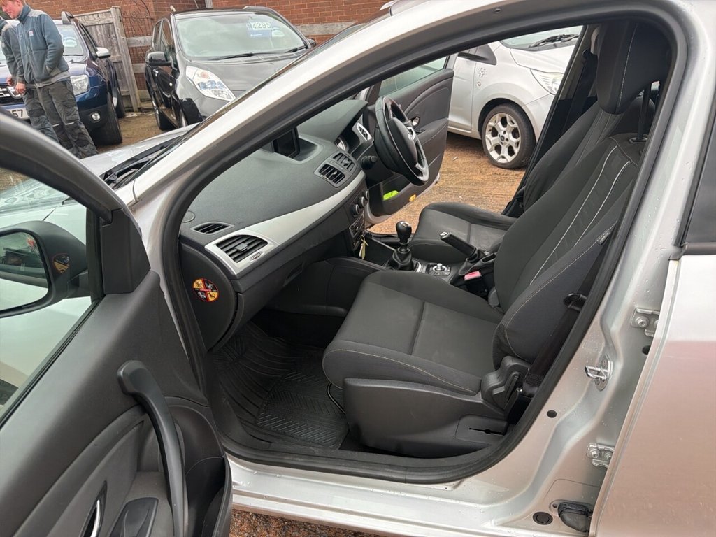 Used Renault Megane 2013 for sale - 77408008: Photo 17