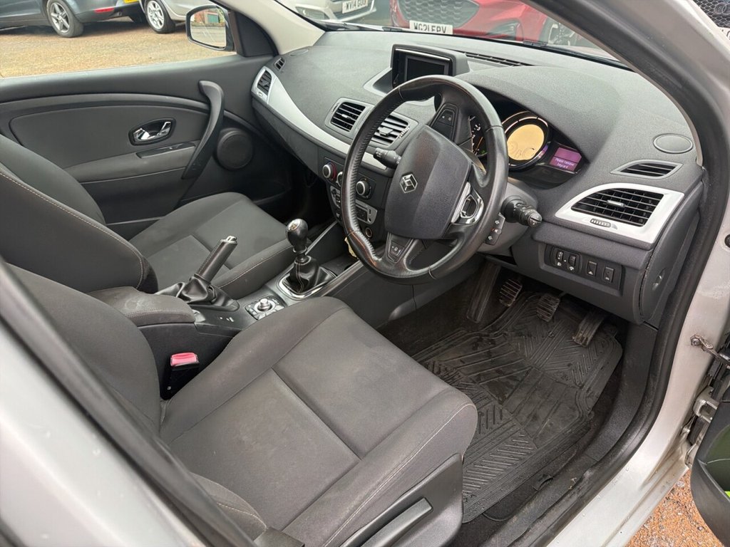 Used Renault Megane 2013 for sale - 77408008: Photo 2