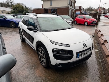 2016 (66) - 1.2 PureTech Flair Hatchback 5dr Petrol Manual Euro 6 (s/s) (110 ps)