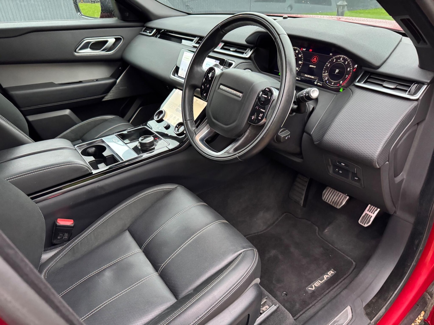 Used Land Rover Range Rover Velar 2020 for sale - 76685533: Photo 2