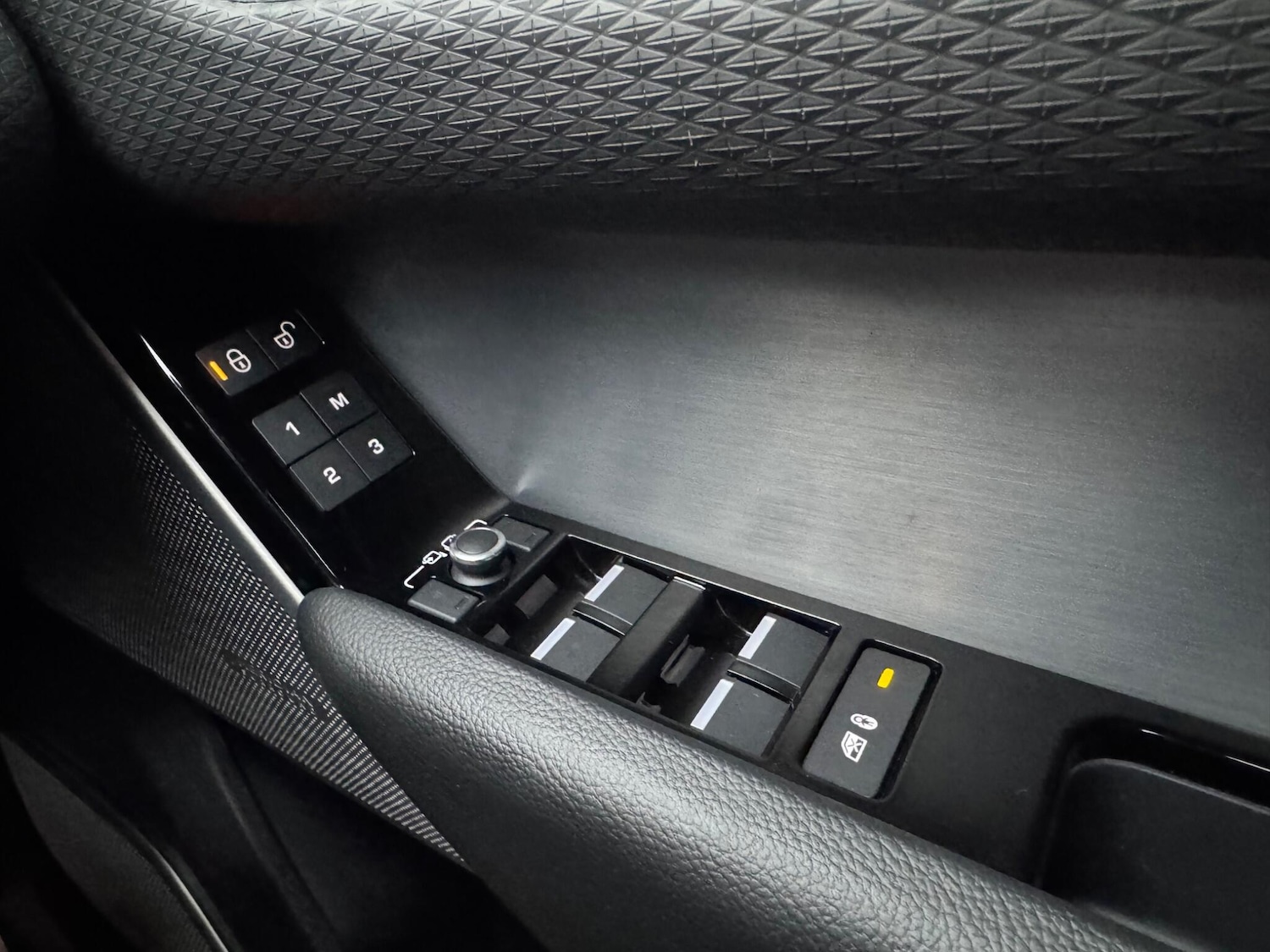 Used Land Rover Range Rover Velar 2020 for sale - 76685533: Photo 26