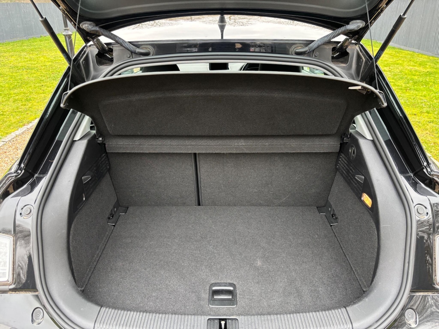 Used Audi A1 2011 for sale - 77330797: Photo 34