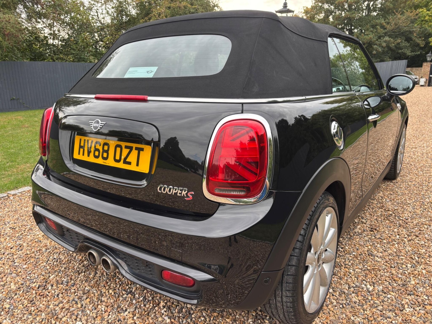Used MINI Convertible 2018 for sale - 77114256: Photo 13