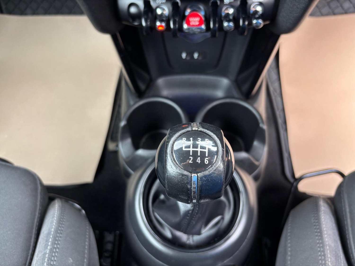 Used MINI Convertible 2018 for sale - 77114256: Photo 41