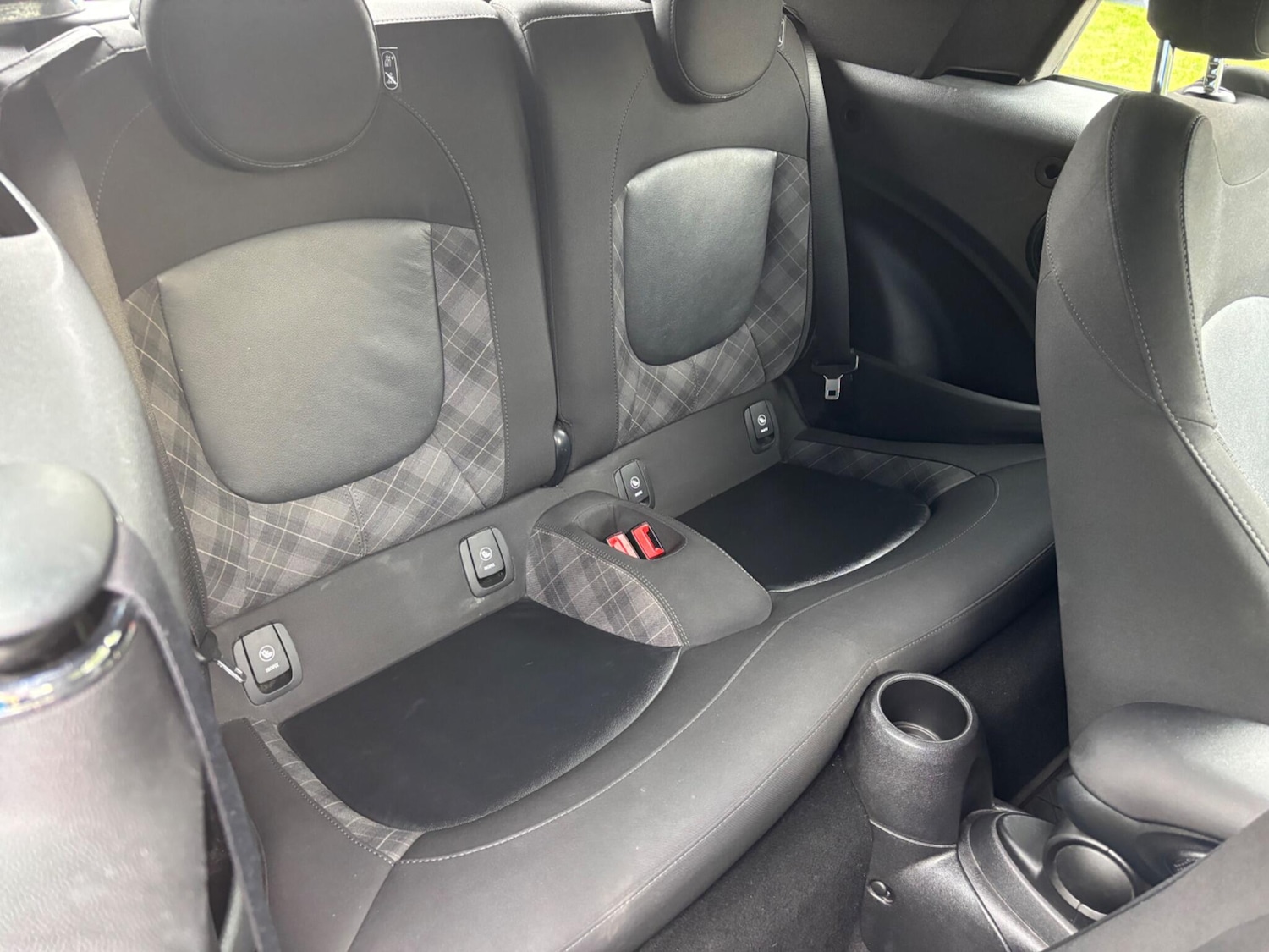 Used MINI Convertible 2018 for sale - 77114256: Photo 52