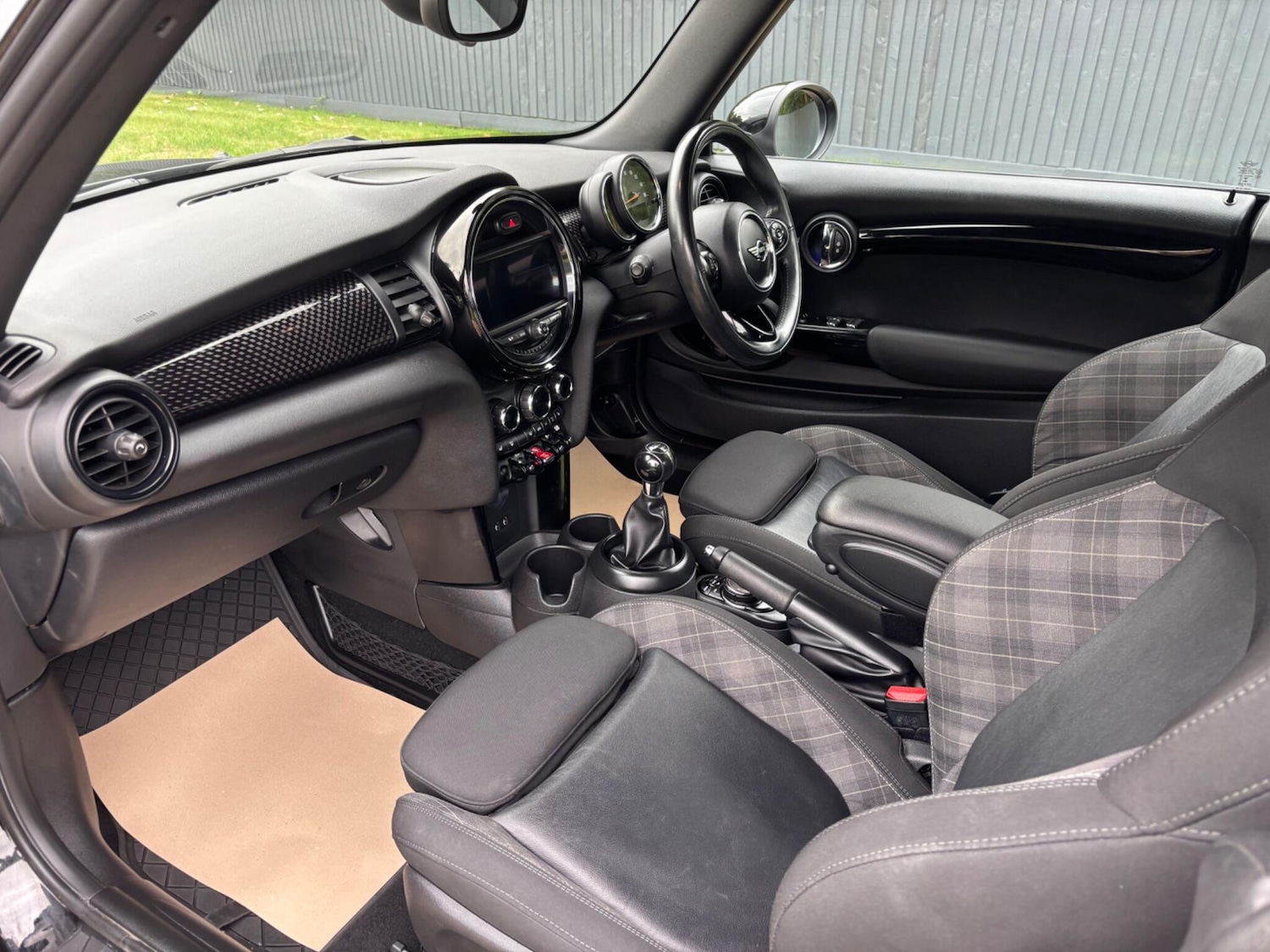 Used MINI Convertible 2018 for sale - 77114256: Photo 57