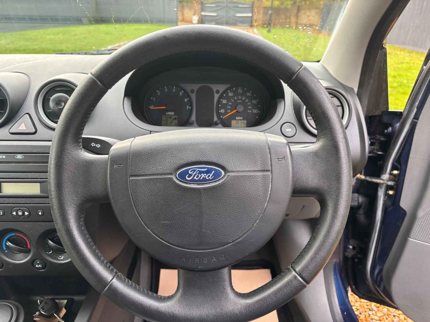 Used Ford Fiesta 2002 for sale - 76717635: Photo 17