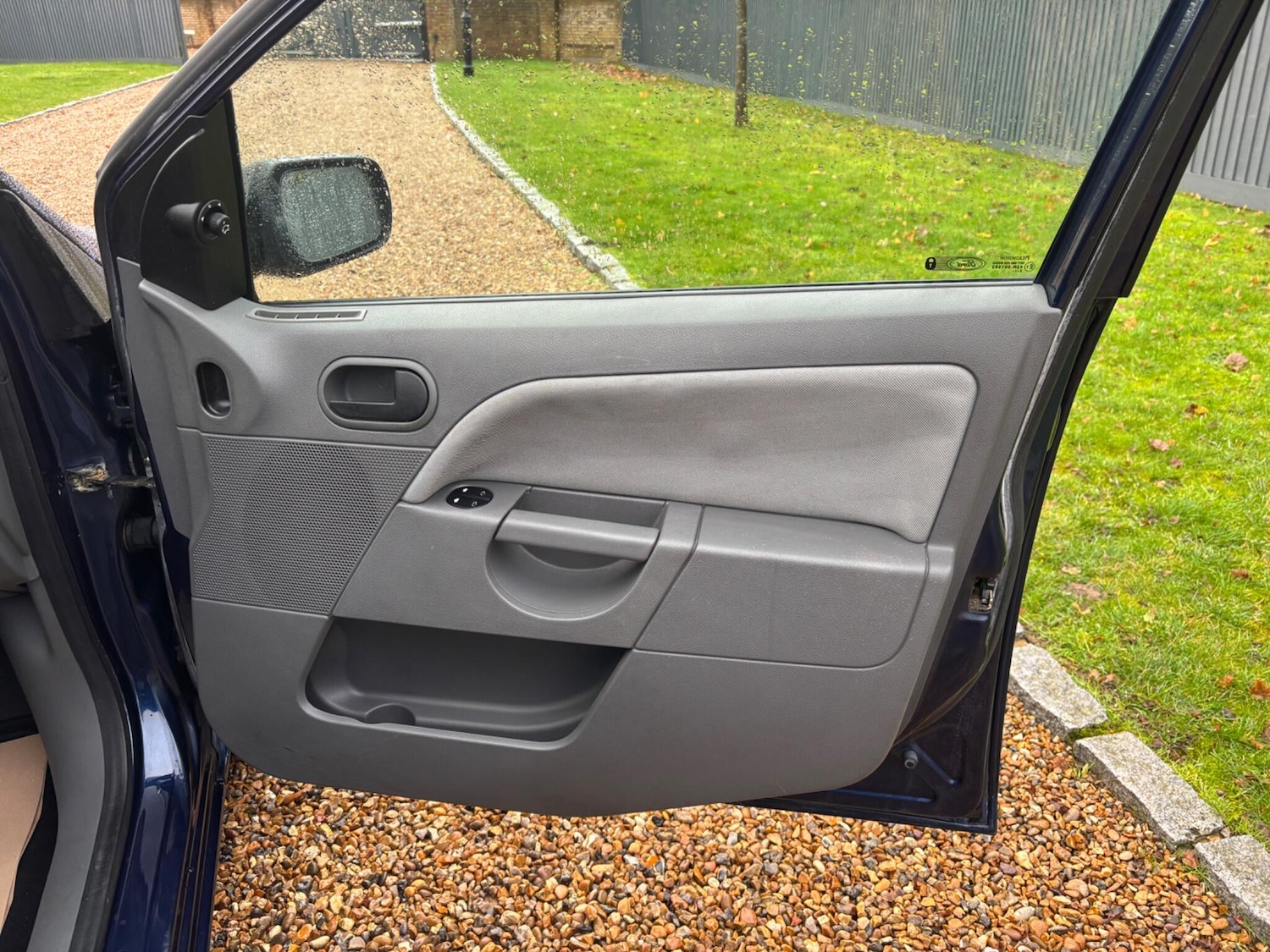 Used Ford Fiesta 2002 for sale - 76717635: Photo 22