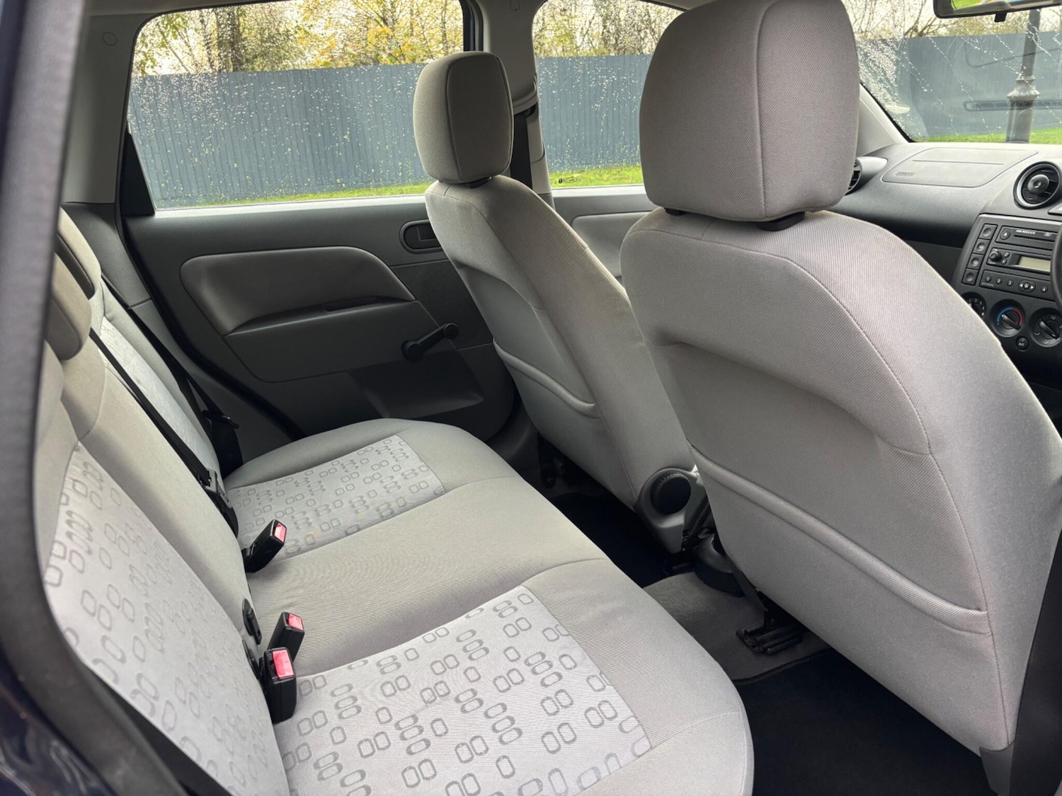 Used Ford Fiesta 2002 for sale - 76717635: Photo 23