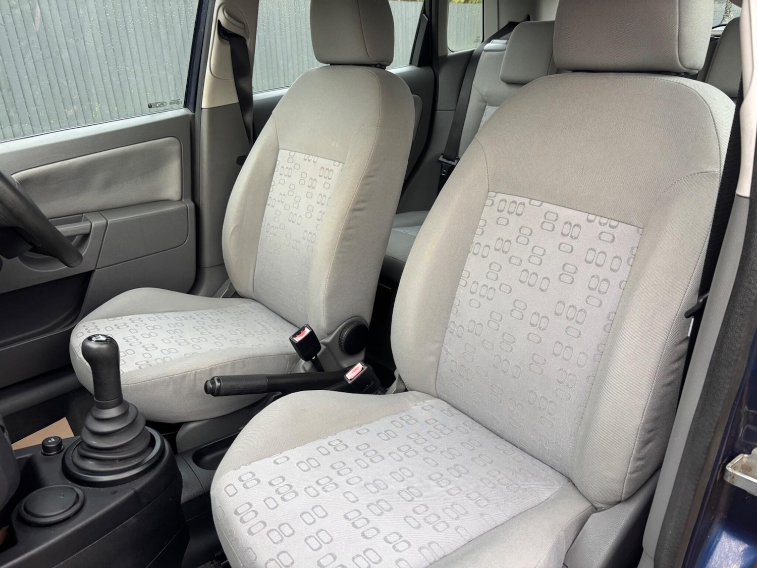 Used Ford Fiesta 2002 for sale - 76717635: Photo 29