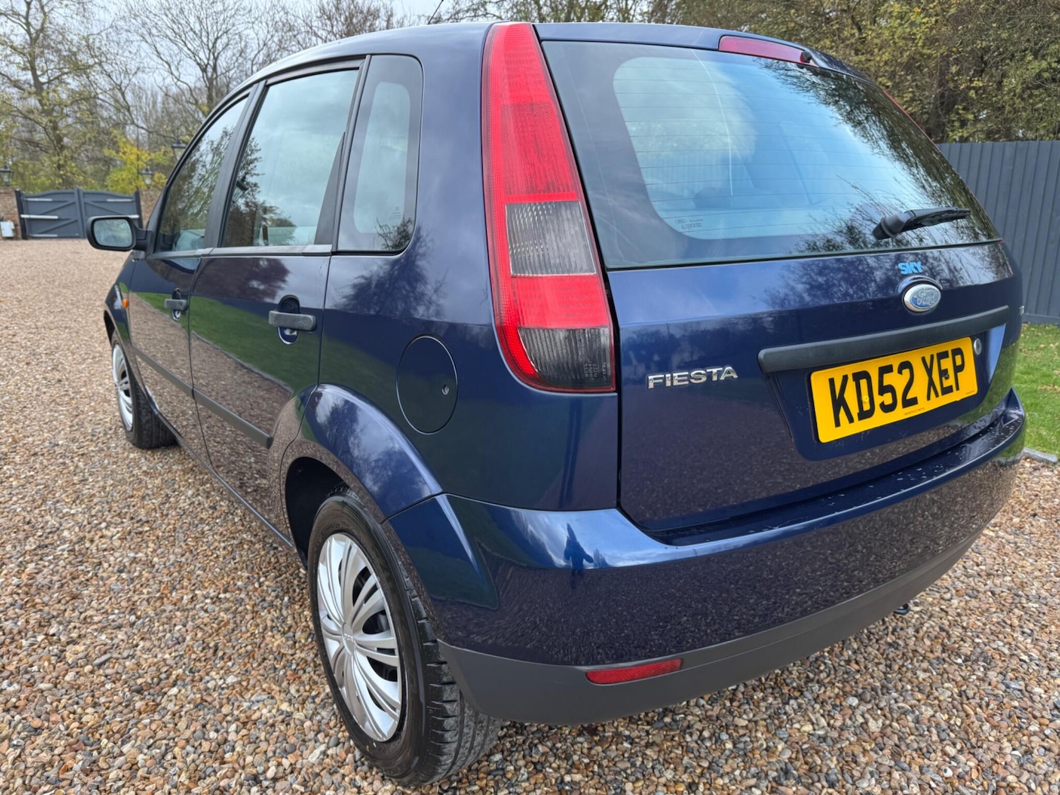 Used Ford Fiesta 2002 for sale - 76717635: Photo 7